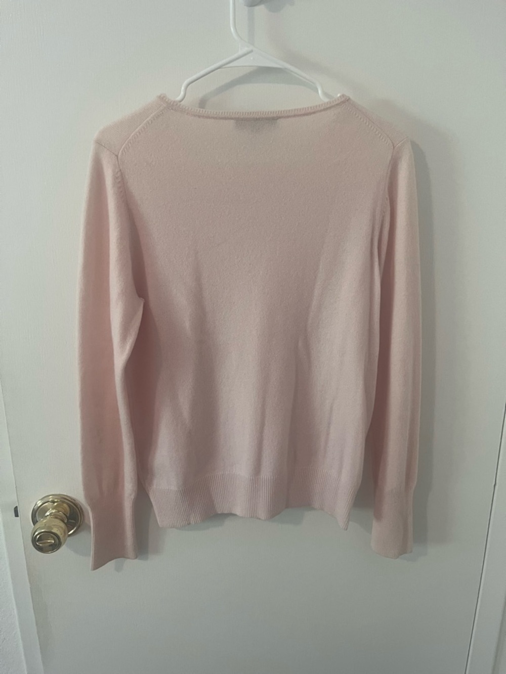 Jaeger Pure Cashmere Jumper Crewneck Sweater Pale Pink Ribbed Cuffs Large Flawed - Picture 6 of 9